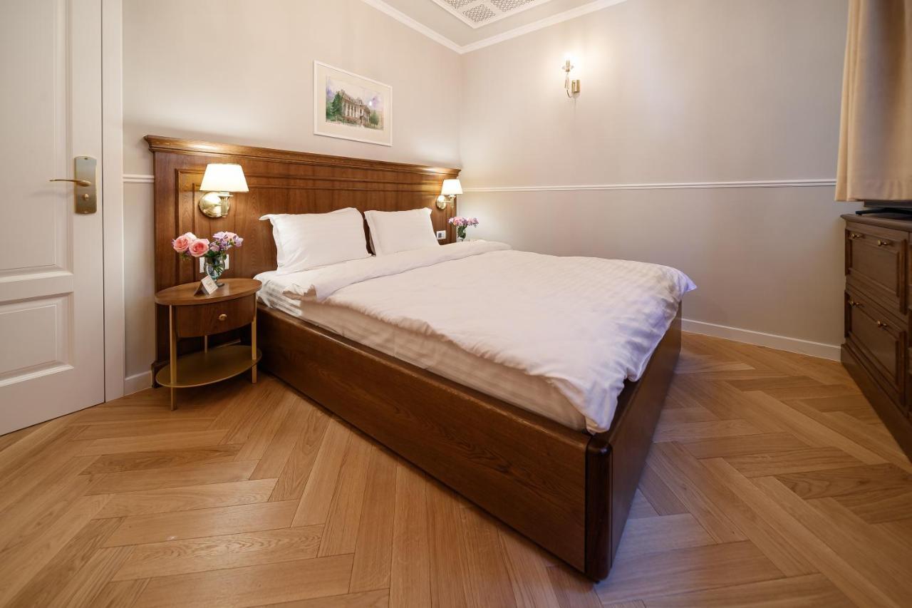 Hotel Templum Clava Bukurešť Exteriér fotografie