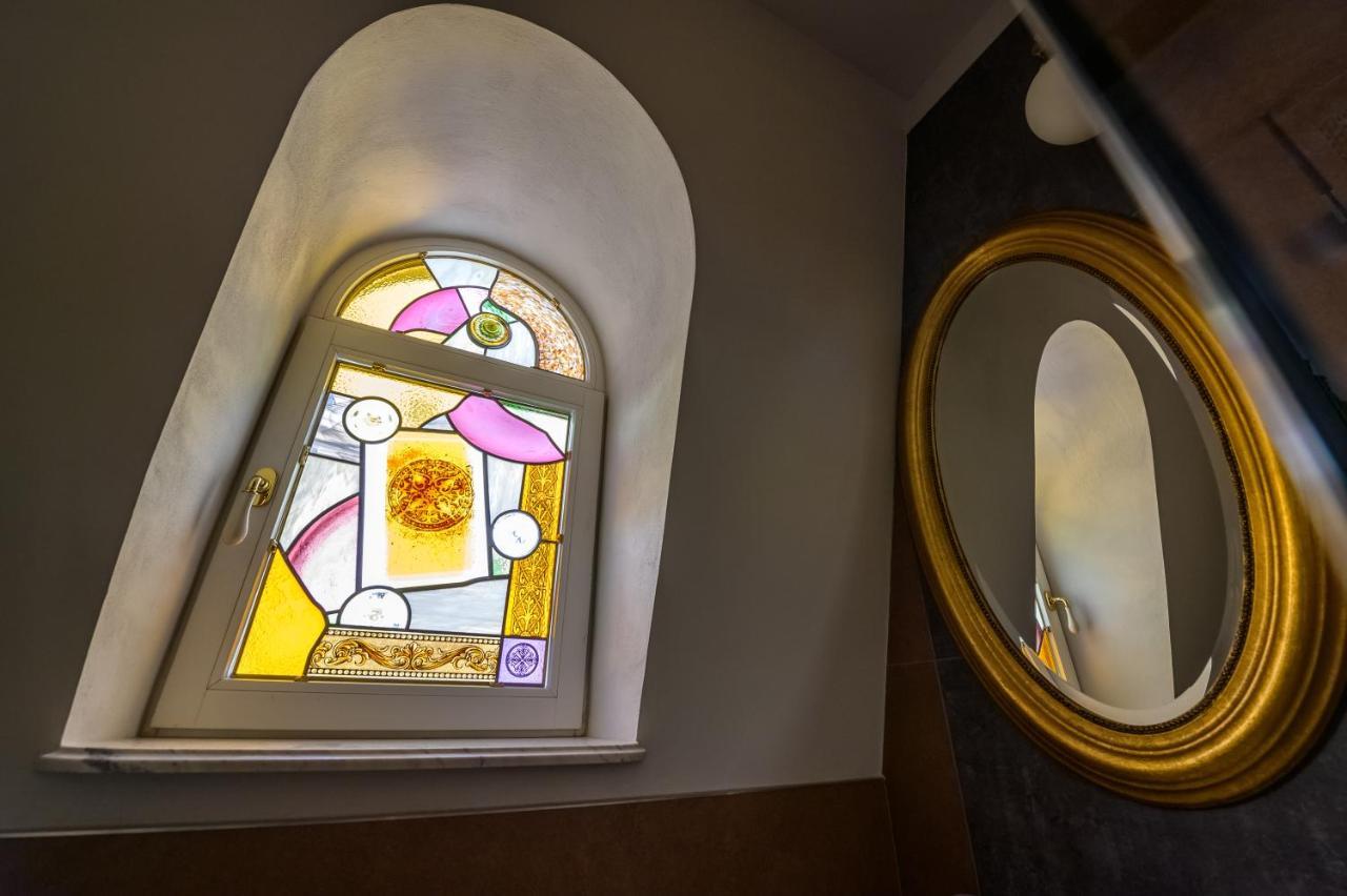 Hotel Templum Clava Bukurešť Exteriér fotografie