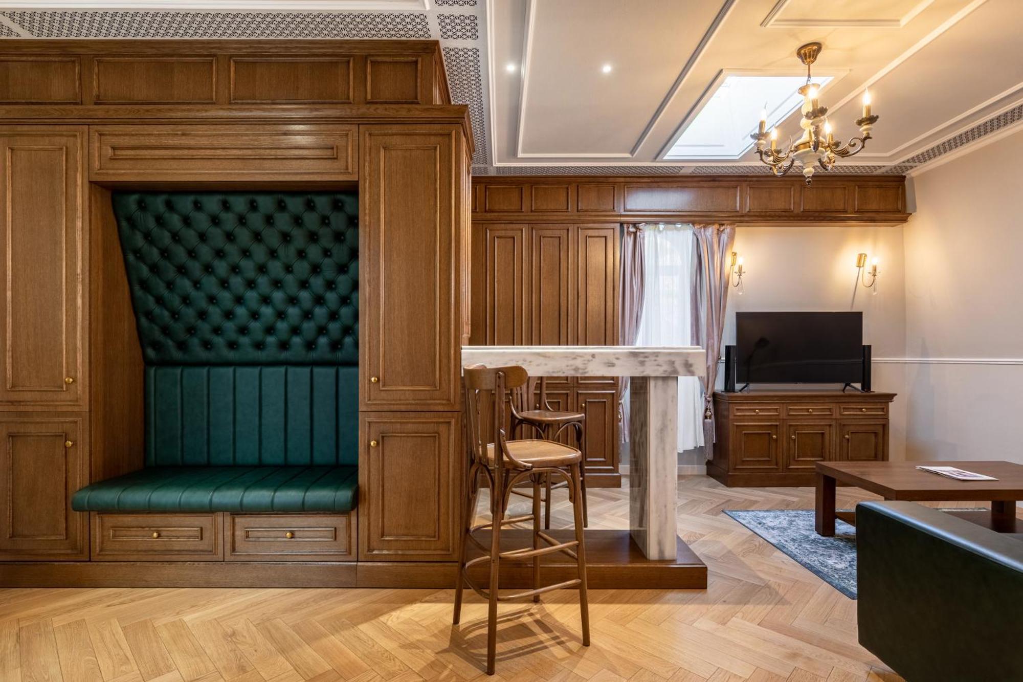 Hotel Templum Clava Bukurešť Exteriér fotografie